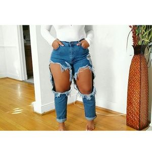 Fashion Nova top of my game boyfriend jeans